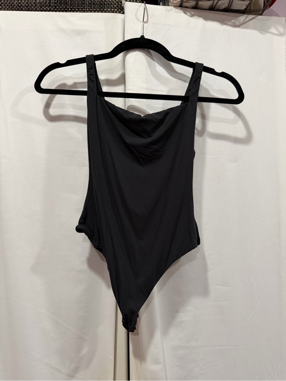 Skims Square neck fits everybody bodysuit